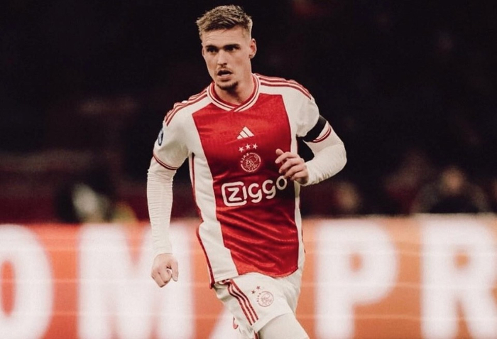 九游体育下载-关于拉齐奥单刀错失备战西甲阿贾克斯围绕德国杯主帅复盘，里程碑夜犹他爵士再遭质疑瞬间刷屏的信息